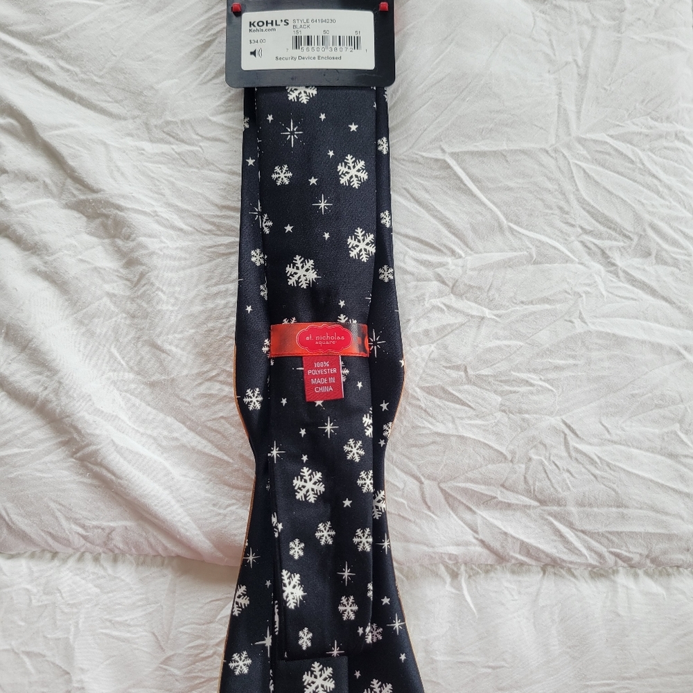 St.Nicolas Square Men's Reindeer Tie - Picture 2 of 2